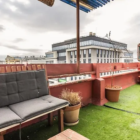 Apartament Lovely With A Big Terrace Belgrad