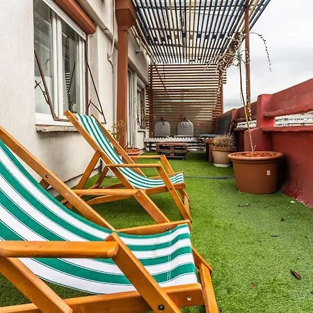 Apartment Lovely With A Big Terrace