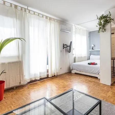 Lovely With A Big Terrace * Белград