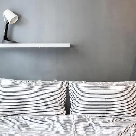 Апартаменты Lovely With A Big Terrace Белград